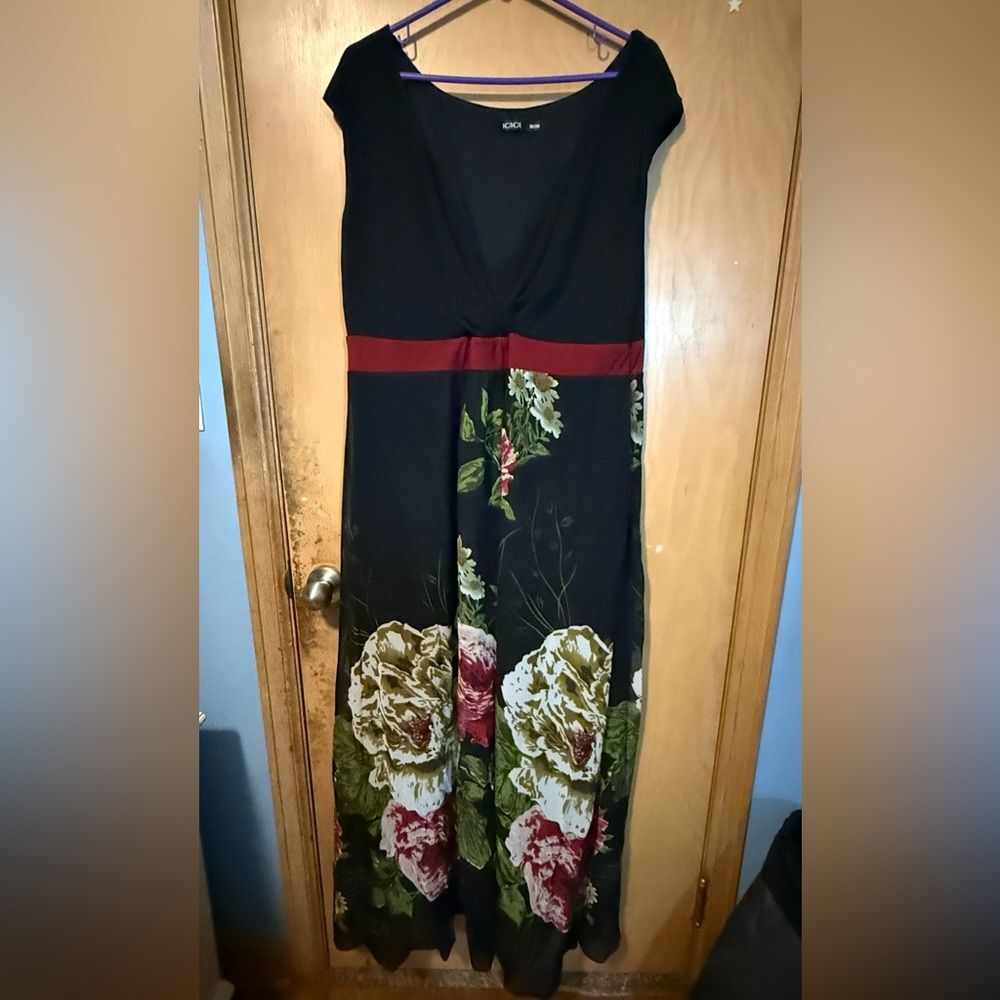 Igigi Elegant Black Formal Dress – Size 18/20 – EUC